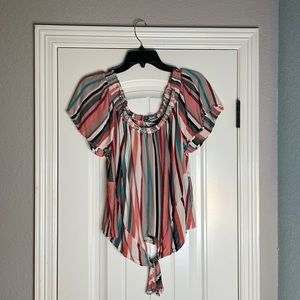 Off the shoulder stripped top with knotted bottom. Slightly cropped.